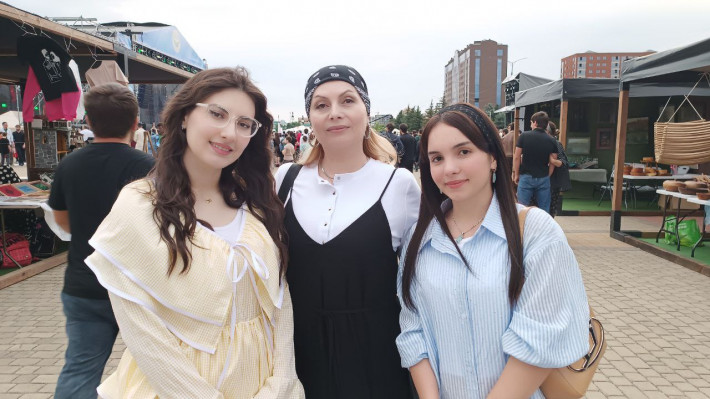 На площади Алания в Магасе состоялось культурное мероприятие «Живи страна! Процветай, Ингушетия!» На площади Алания в Магасе состоялось культурное мероприятие «Живи страна! Процветай, Ингушетия!»